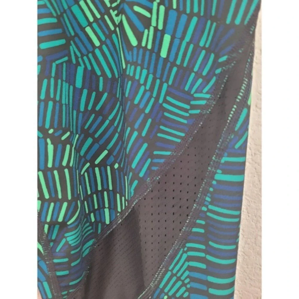 Nike Pro Dri-FIT Leggings Womens‎ S Green Blue Mosaic Print Mesh Capri #24